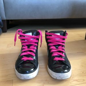 Nike high top sneakers in black and hot pink